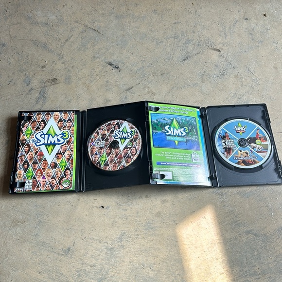 The Sims 3 & Sims 3 Pets Expansion Pack - Picture 6 of 6